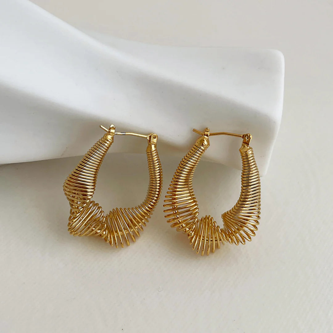 pendientes elegantes de mujer (oro y plata)